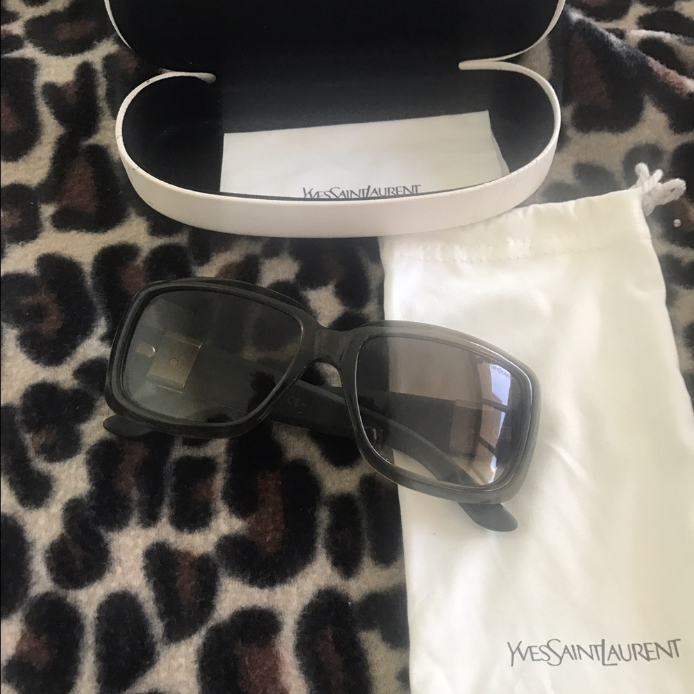 YSL Sunglasses-Snake print